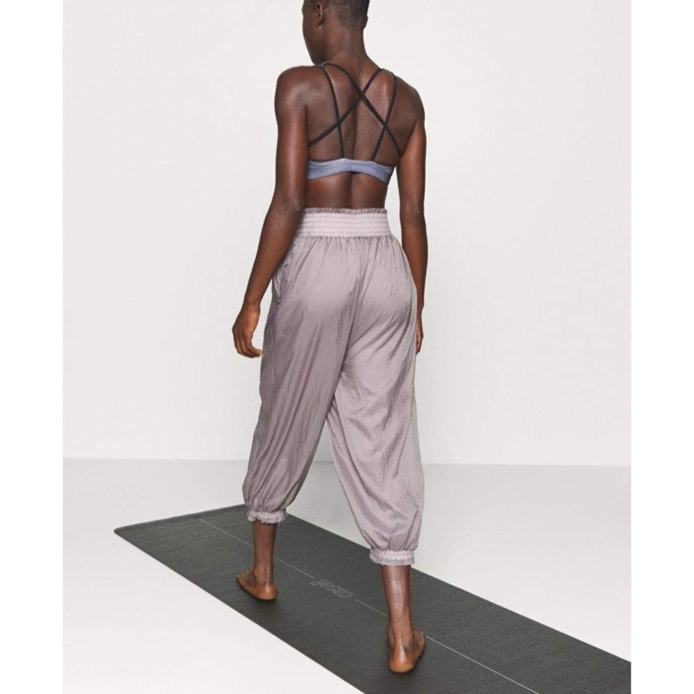 Free People Movement Sashay My Way Solids Pants - Picture 13 of 16